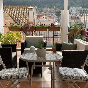 Rouchotas Aparthotel